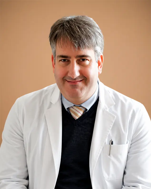 dr-med-tim- röhnisch-medwin-medical-uae